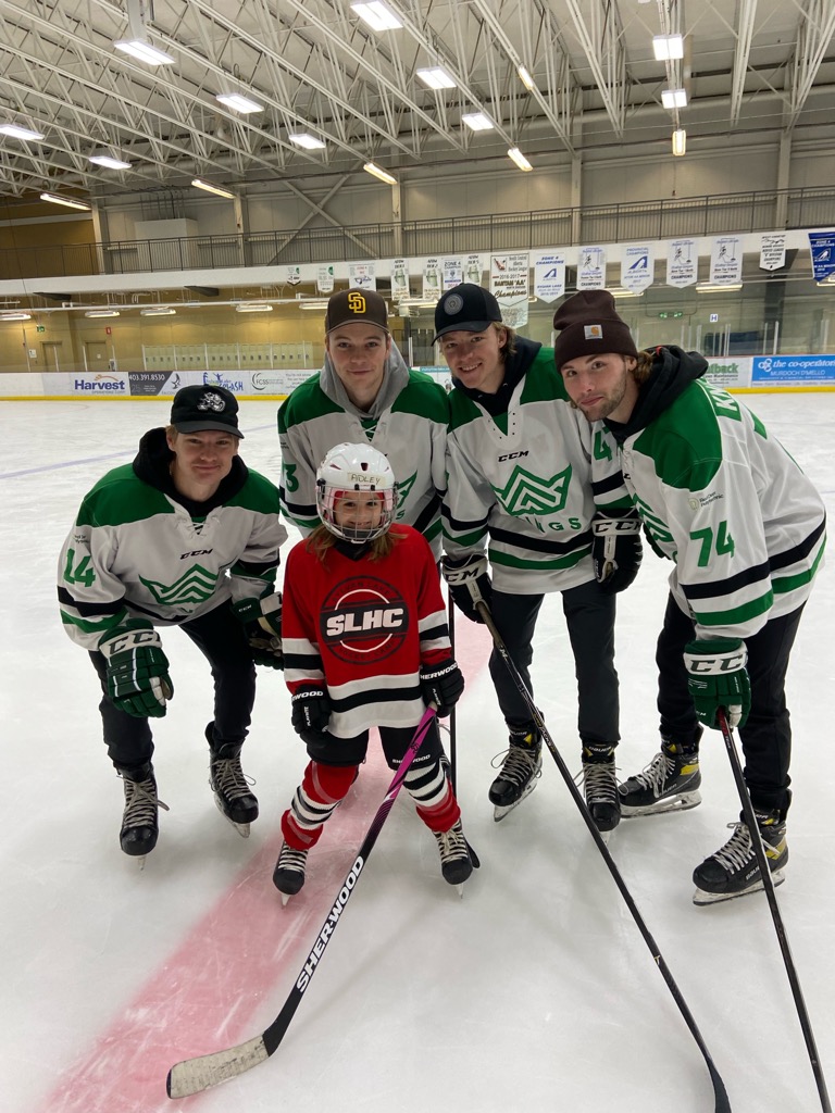 "Hockey For A Clause" raises money for Sylvan Lake Christmas Bureau